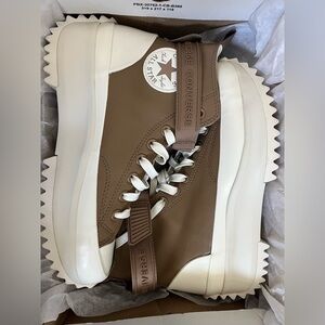 Converse - Run Star Hike Hi - A04268C - SAND DUNE-EGRET-EGRET - Size 6, 8 Women